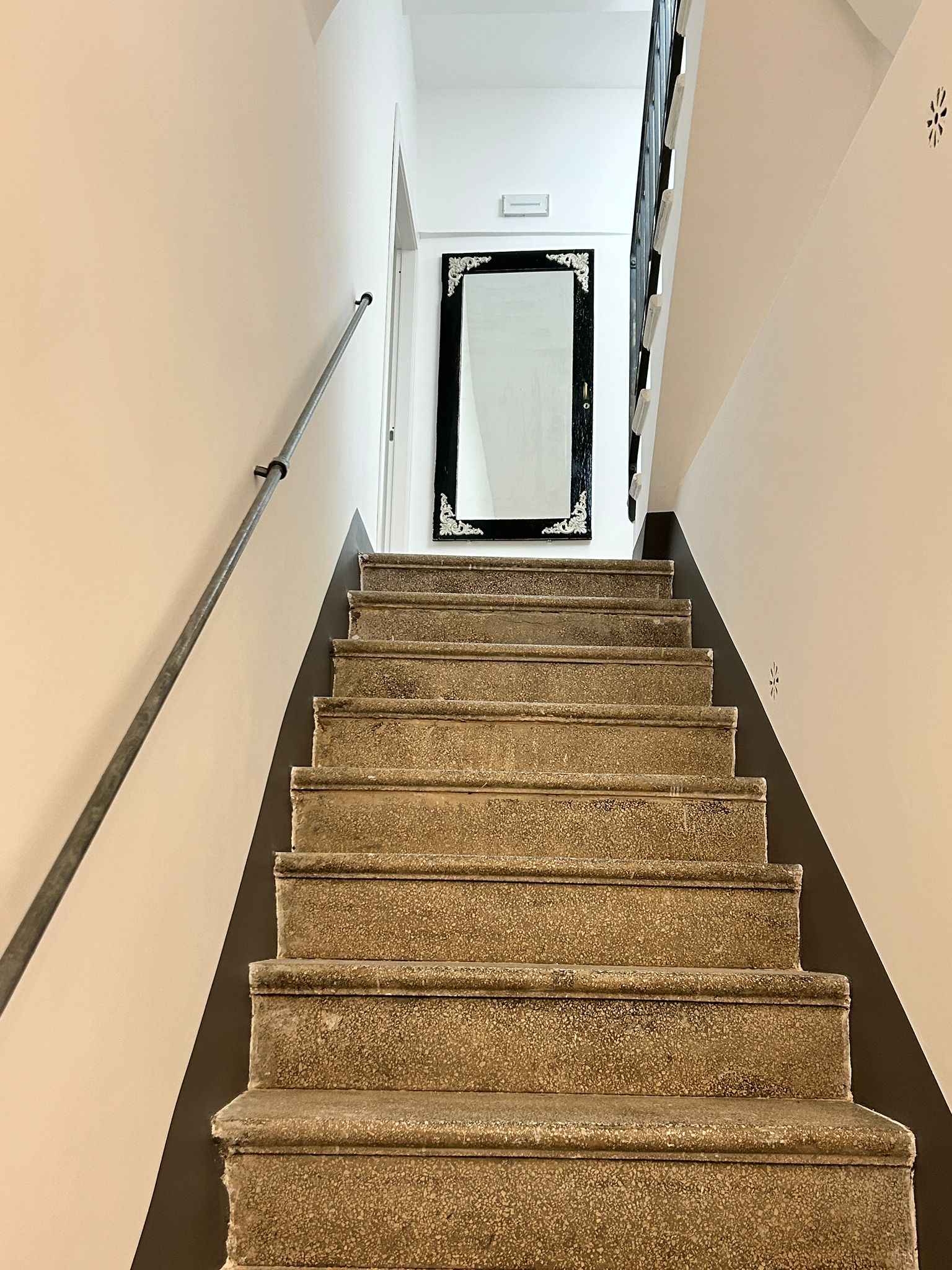 Scala storica Lacerno Rooms
